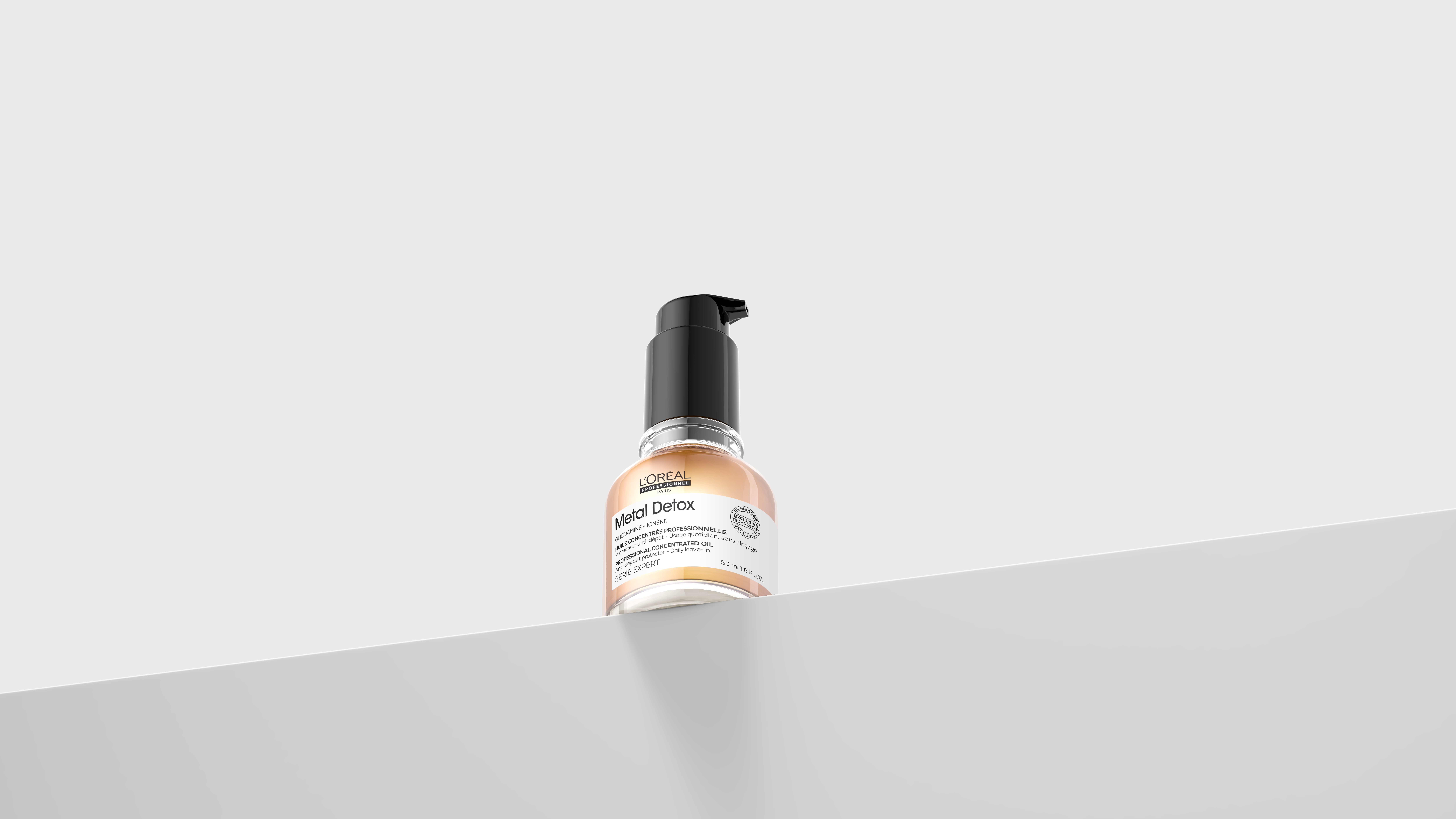 files%2Fl%2Fo%2Floreal_ppd_docebosaas_com%2Fwysiwyg_upload%2F1664214284930-LP_METAL+DETOX_2022_50+ml_OIL_BIG+ANGLE_STILL+LIFE_3474637090609.jpg