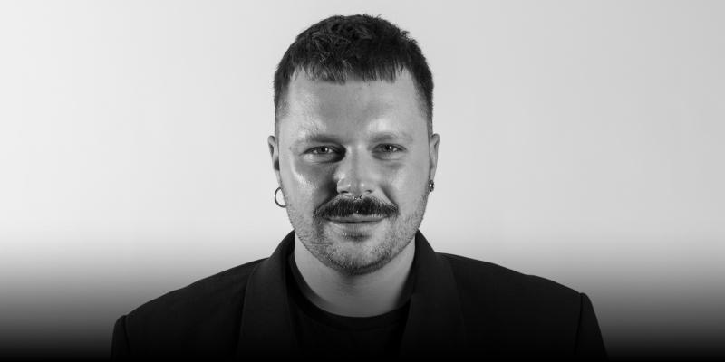 Mike DeCanter - Colouring Curls & Coils  Thumbnail