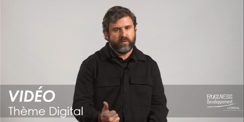 VIDEO - VOS RESEAUX SOCIAUX VONT L'ADORER ! Thumbnail