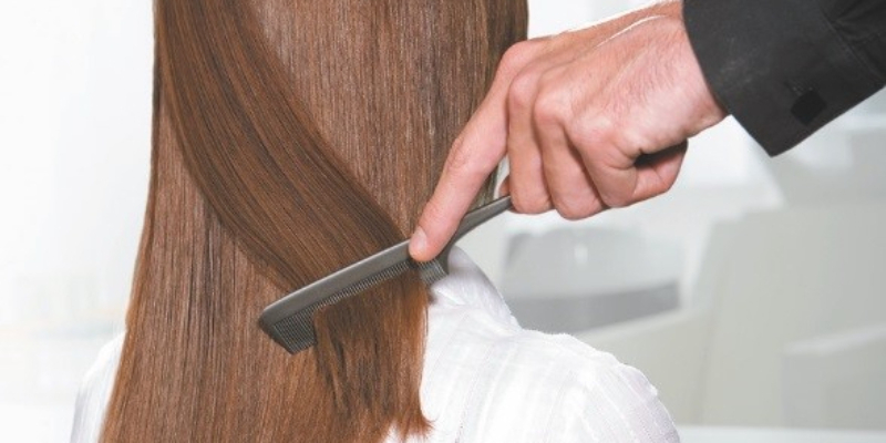 COL: DISCOVERY | KERASTASE OILS Thumbnail