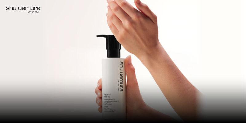 Fragrância izumi tonic | SHU UEMURA Thumbnail