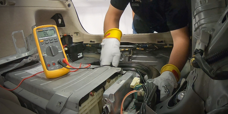 Automotive Technicians - Hybrid and Electric Vehicles 2 (HEV2) - Part 4 of 5